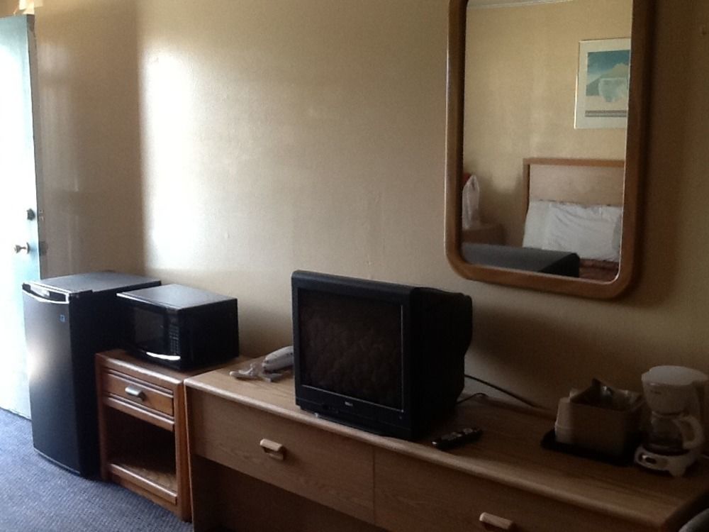לנדר Silver Spur Motel מראה חיצוני תמונה